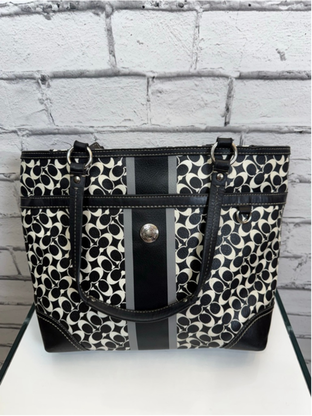 Women's Coach Chelsea Heritage Black and White Signature C Tote Bag - Picture 14 of 16